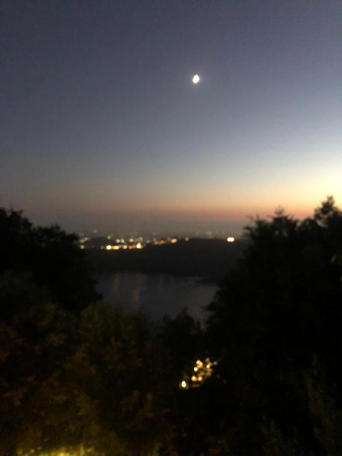 Isola Sul Lago 内米 外观 照片